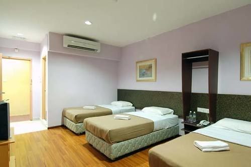 Aristo Hotel Putatan Kota Kinabalu Exterior foto