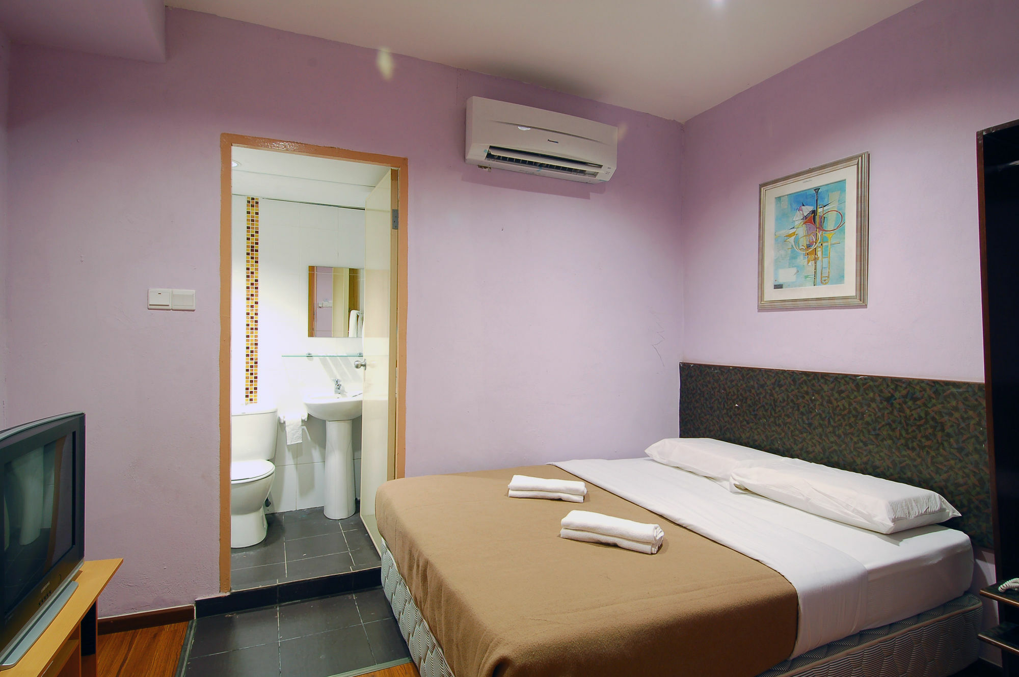 Aristo Hotel Putatan Kota Kinabalu Exterior foto